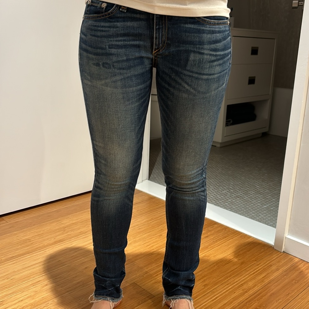 Rag&Bone cropped slim boyfriend jeans with the coolest “whiskering”!